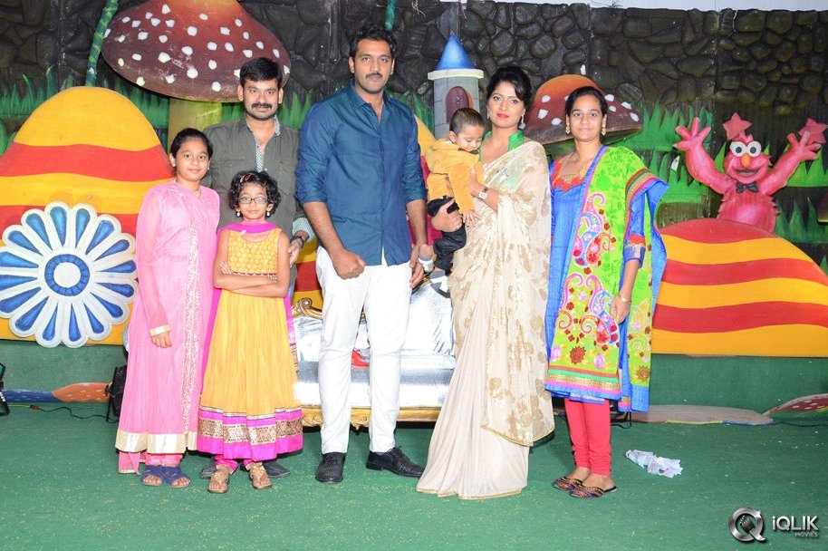 Ajay-Son-Dheeran-1st-Birthday-Celebrations-2014